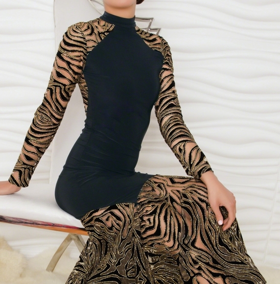 Animal print lace evening gown - Picture 1 of 9